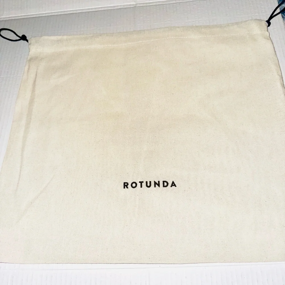 Rotunda Cream Drawstring Bag - Picture 1 of 2